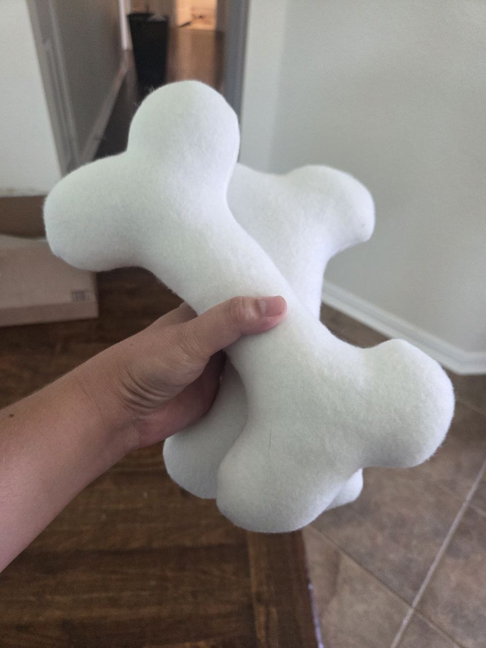 [MTO] Handmade bone plush prop